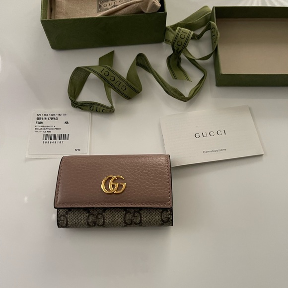 GG Marmont leather key case